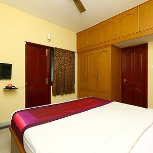 Oyo 2559 Apartment Rich Residency